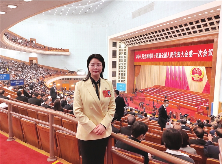 全国人大代表刘静瑜：塑造新能源产业健康生