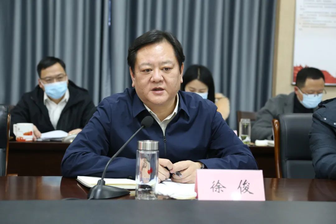 徐俊充分肯定了东城街道及相关部门前期围绕辖区非法托育,民办园以及