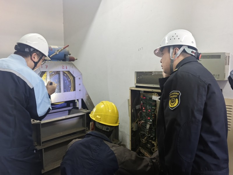 265台金坛老旧电梯“体检”进行时