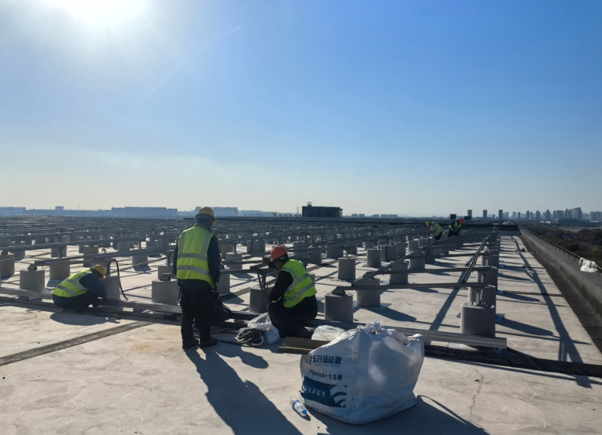 光伏项目助力绿色转型 我区多点发力构建新型