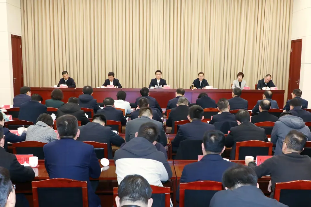 我区组织收听收看市委农村工作会议